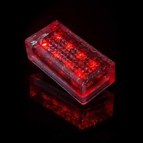 Светодиодная брусчатка LED Solar Glass на солнечных батареях 200x100 мм красная IP69K